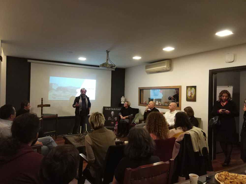 2018 Aralık: İlk gönüllü toplantısı