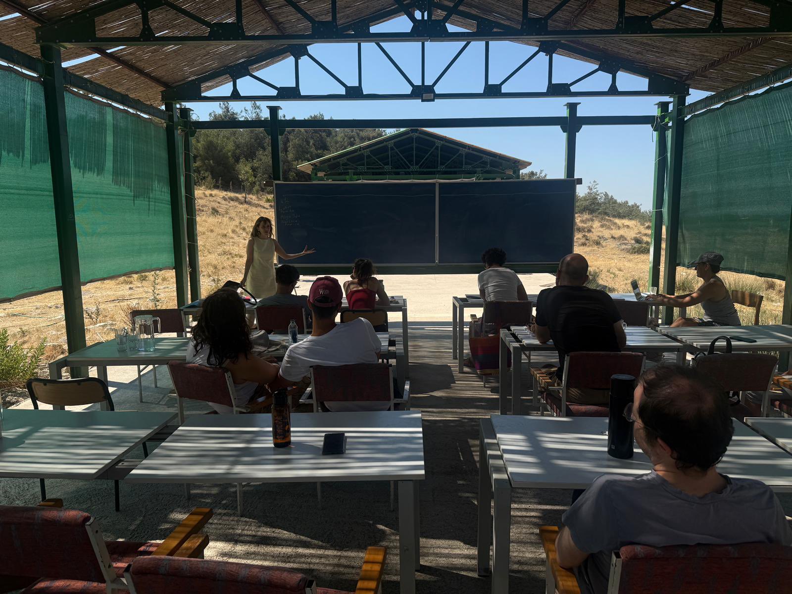 Bilimler Köyünden Yolu Geçenler: Aylin Topal ve Esra Akgemci